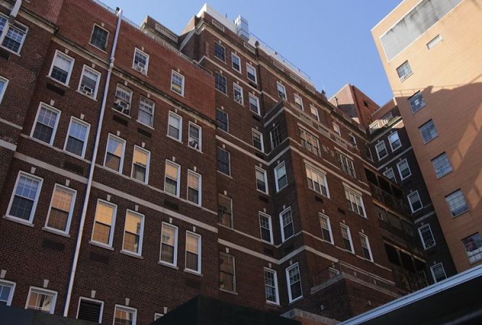 Structural Engineer | Facade Restoration | St. Barnabas Hospital | Bronx, NY | Hospital wing, vertical shot | O’Donnell & Naccarato